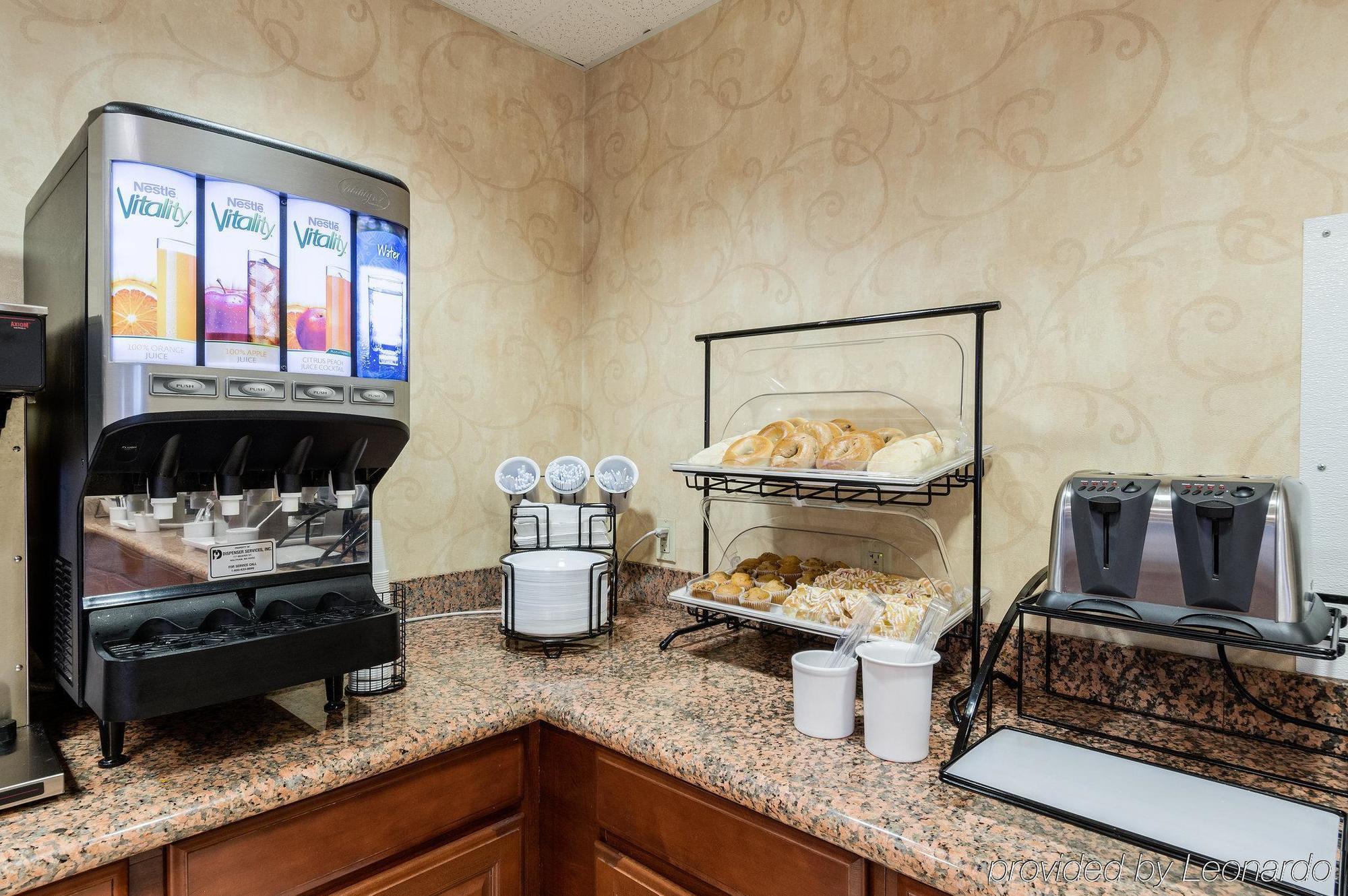 Towneplace Suites By Marriott Hadley Amherst Dış mekan fotoğraf