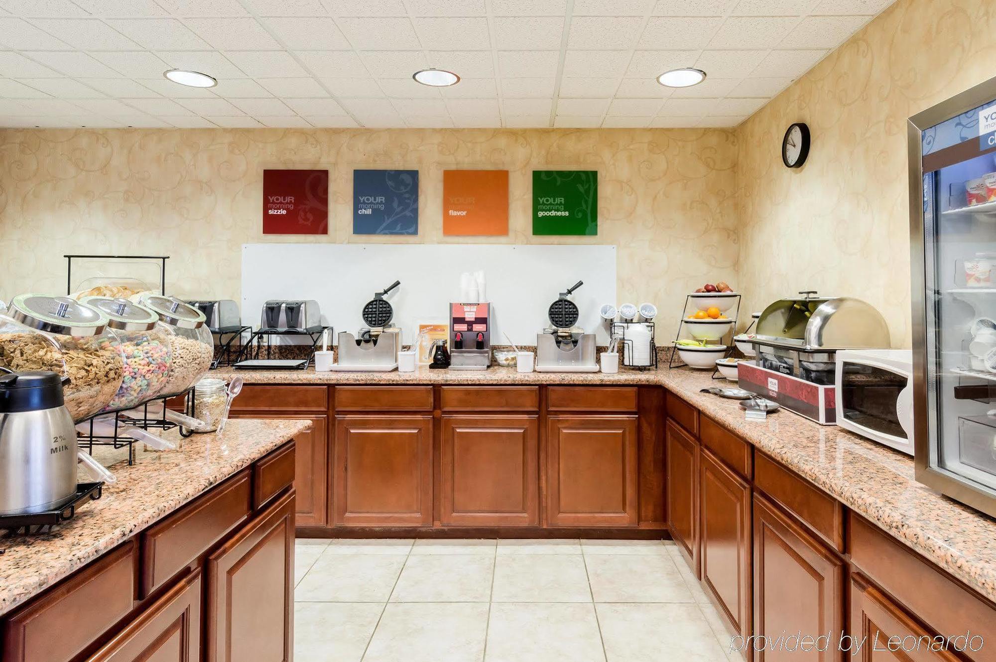 Towneplace Suites By Marriott Hadley Amherst Dış mekan fotoğraf
